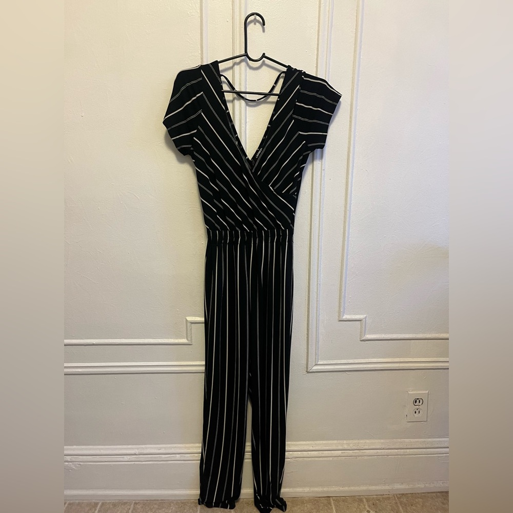 Express Black Short Sleeve Jumpsuit Size XS